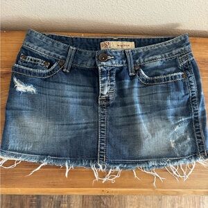 CUTE, CUTE BKE Jean skirt!